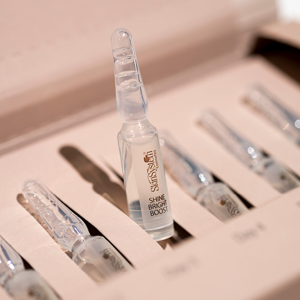 TRATTAMENTO SHINE BRIGHT BOOST  (1).jpg
