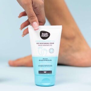body naturcrema idratante piedi.jpg