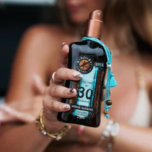 BYRON BAY SUPER TANNING AL COCCO PROTEZIONE 30.webp