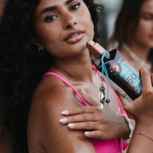 BYRON BAY OLIO SUPER ABBRONZANTE.webp